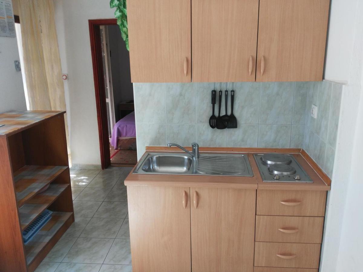Apartmani Karuza Novalja Εξωτερικό φωτογραφία