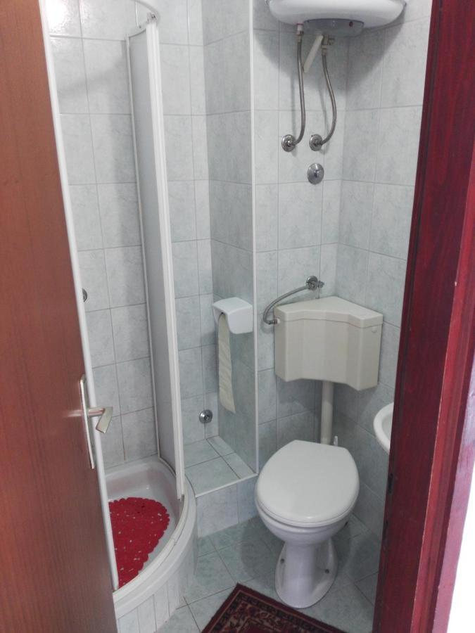 Apartmani Karuza Novalja Εξωτερικό φωτογραφία